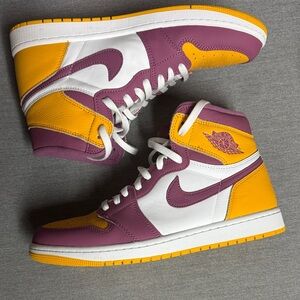 Air Jordan 1 High OG “Brotherhood”